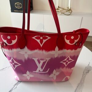 Louis Vuitton neverfull limited edition.